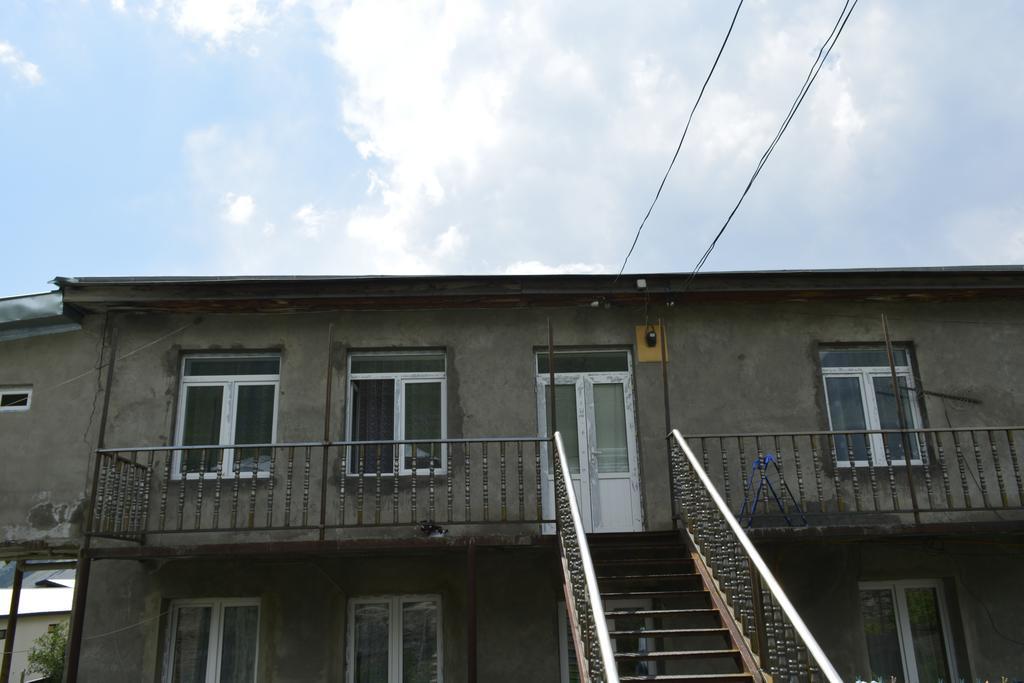 Zaza'S House Hotel Kazbegi Luaran gambar